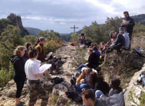 Cours-diderot-formations-superieures-bts-bachelor-master-lille-paris-toulouse-lyon-montpellier-marseille-aix-en-provence-nice-gestion-et-protection-de-la-nature-sortie-terrain-tourisme-saint-guilhem-le-desert